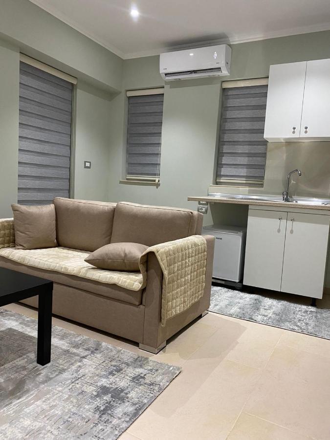 Cozy Guesthome Korce Ngoại thất bức ảnh