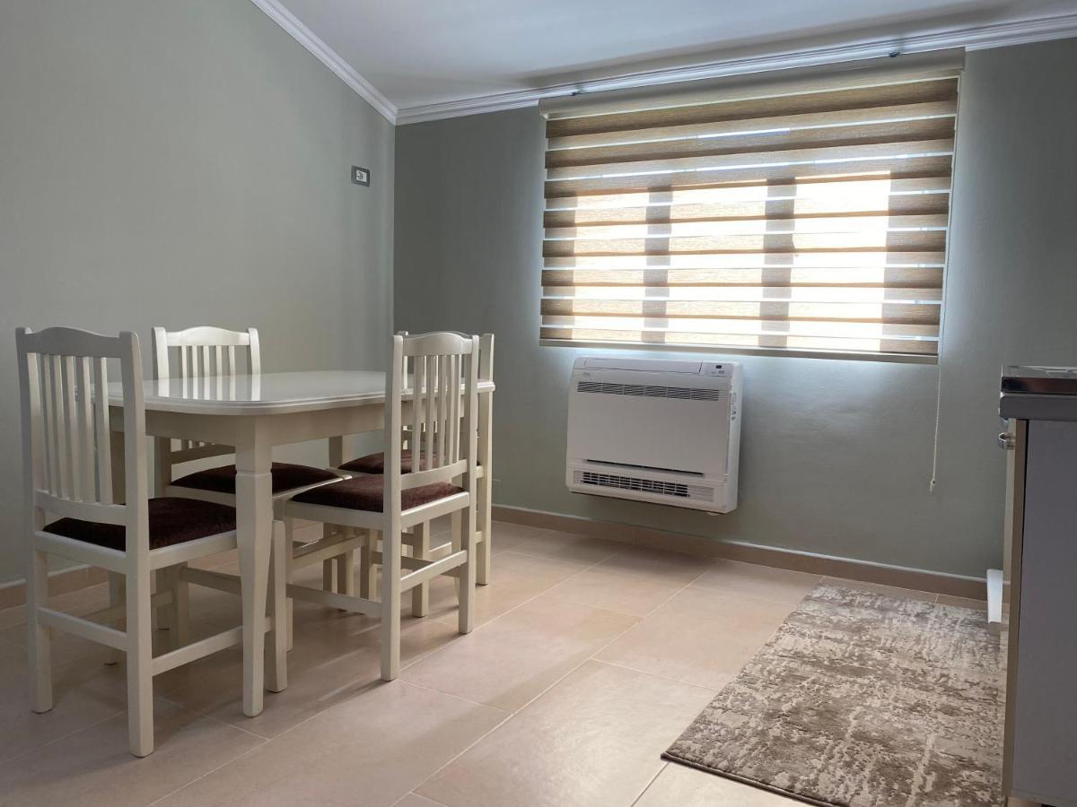 Cozy Guesthome Korce Ngoại thất bức ảnh