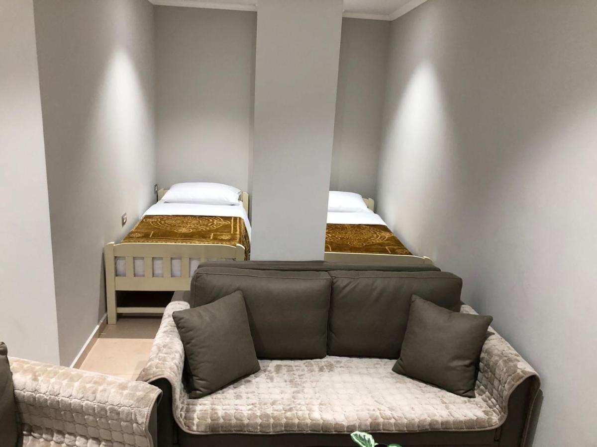 Cozy Guesthome Korce Ngoại thất bức ảnh